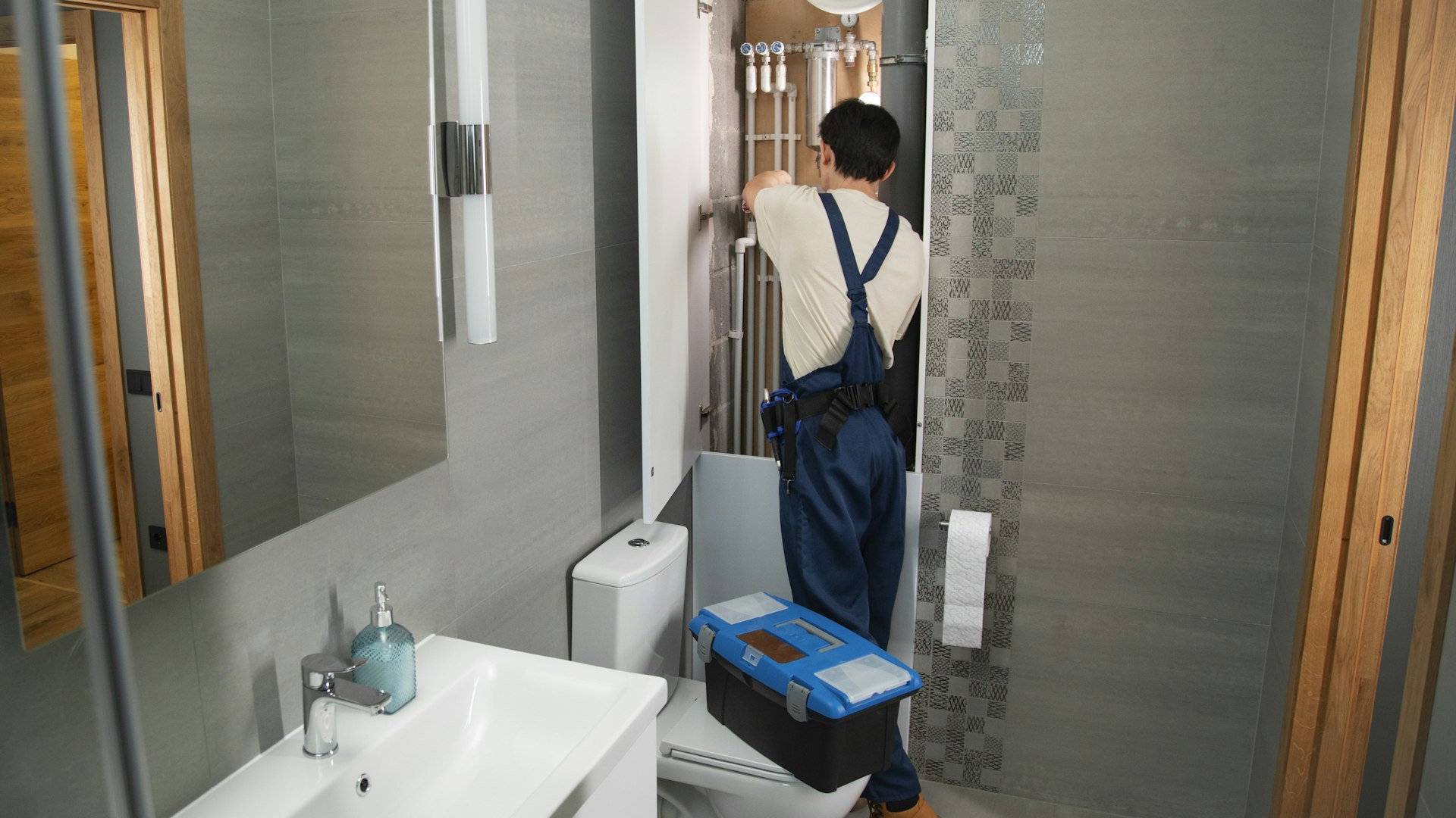 Plumbing SEO vs. PPC: Which Comes First?